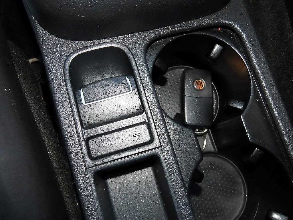 폭스바겐 티구안 뉴티구안 2.0 TDI 프리미엄 이미지 13