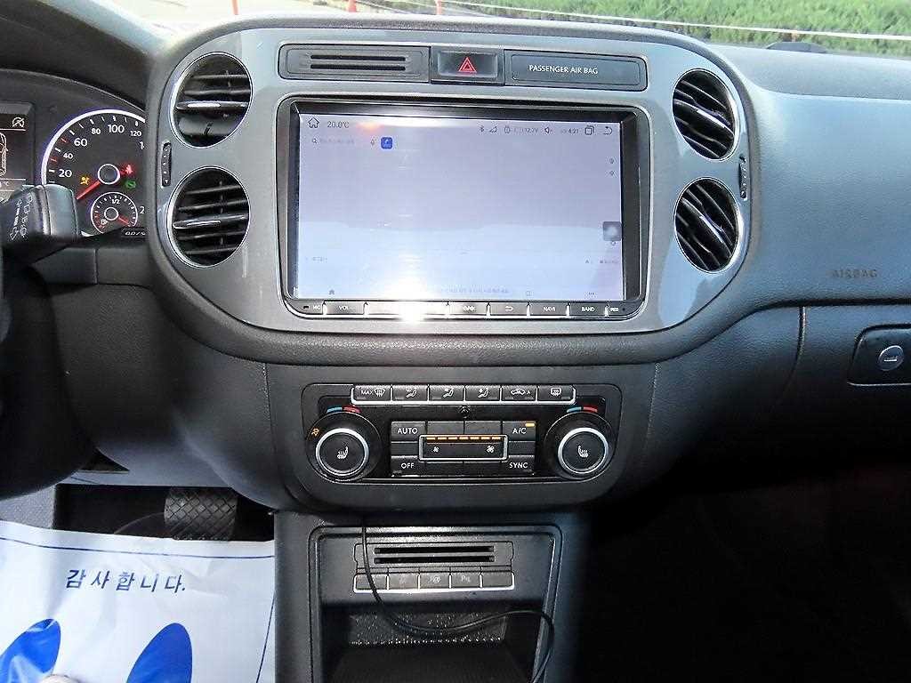 폭스바겐 티구안 뉴티구안 2.0 TDI 프리미엄 이미지 14