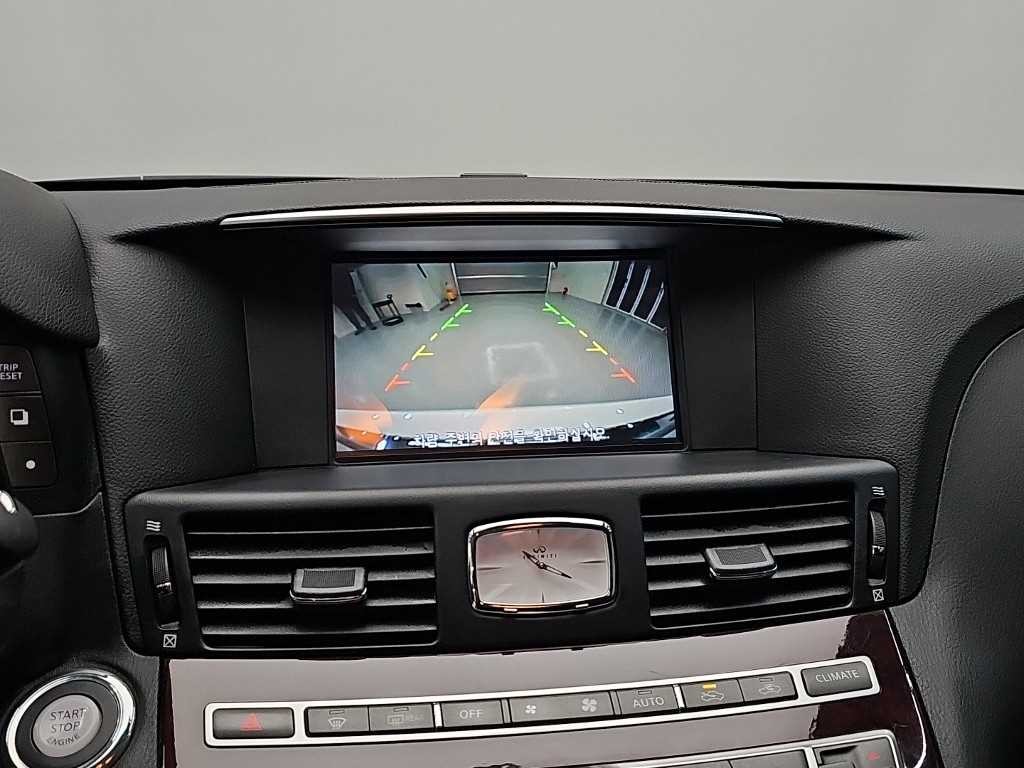 인피니티 Q Q70 3.7스타일 이미지 15