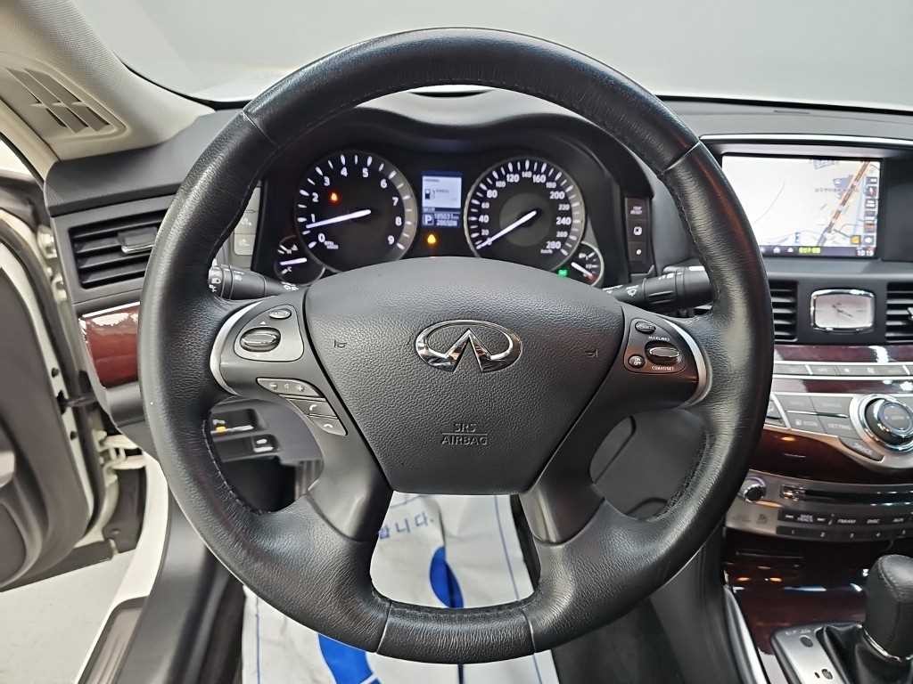 인피니티 Q Q70 3.7스타일 이미지 9