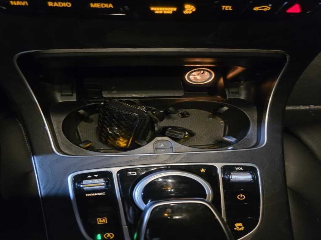 벤츠 GLC 클래스 GLC클래스 X253 GLC 300 4MATIC 쿠페 이미지 12
