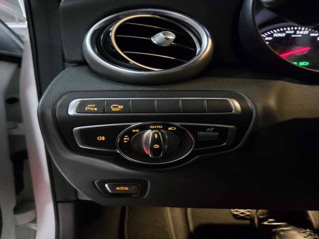 벤츠 GLC 클래스 GLC클래스 X253 GLC 300 4MATIC 쿠페 이미지 15