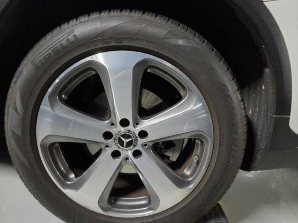 벤츠 GLC 클래스 GLC클래스 X253 GLC 300 4MATIC 쿠페 이미지 5