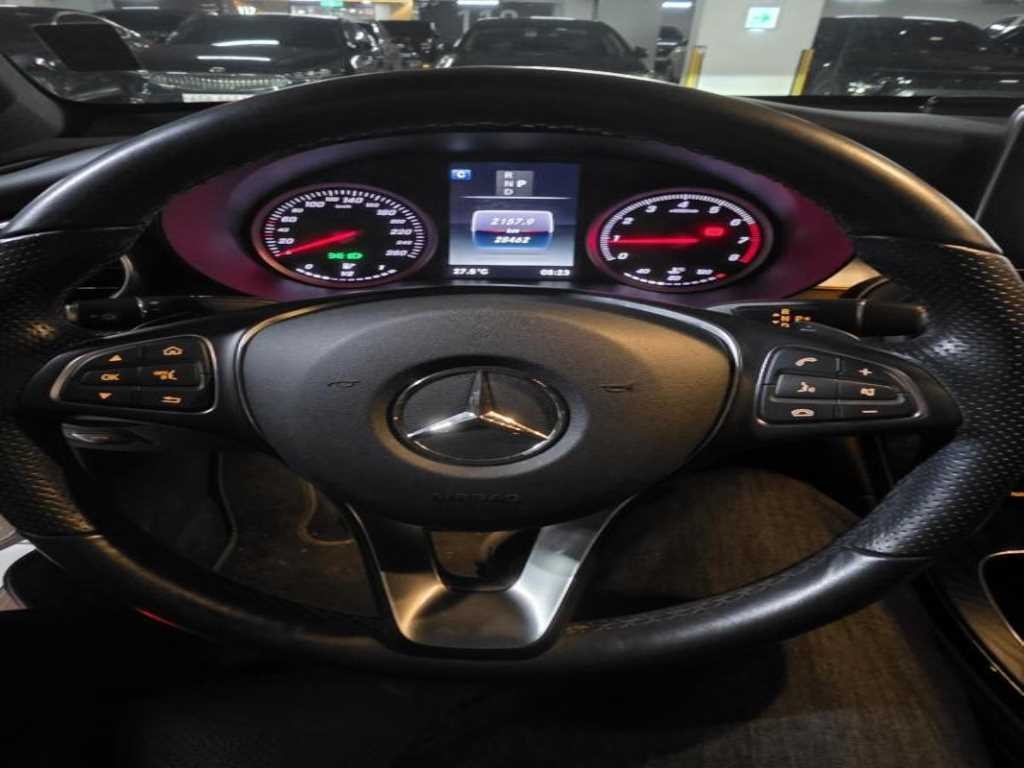 벤츠 GLC 클래스 GLC클래스 X253 GLC 300 4MATIC 쿠페 이미지 9
