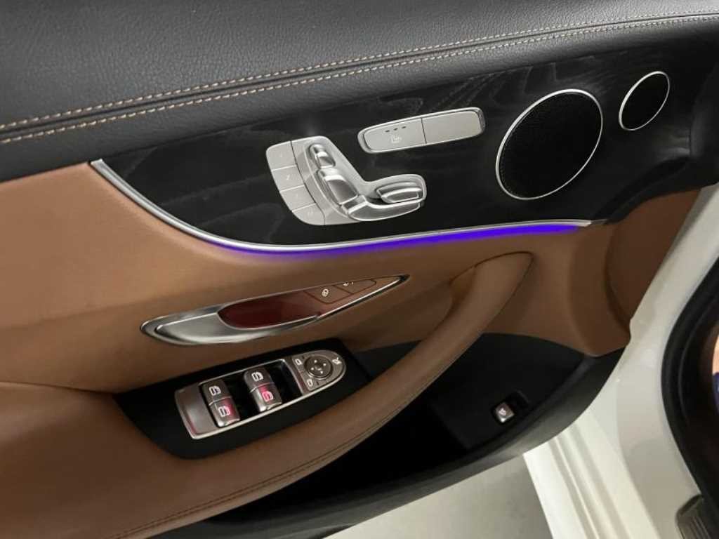 벤츠 E 클래스 E-클래스 W213 E220d 쿠페 이미지 8