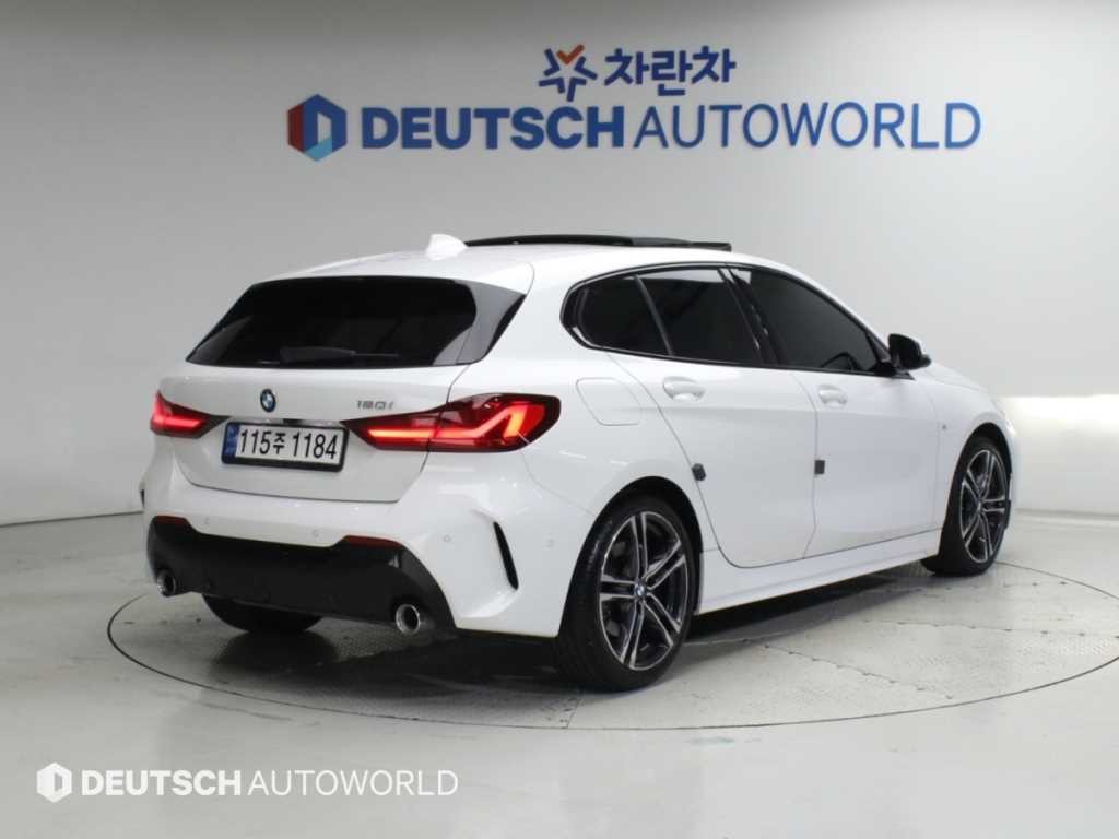 BMW 1시리즈 1시리즈 (F40) 120i M 스포츠 이미지 2