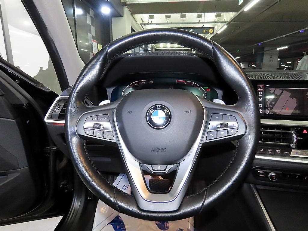 BMW 3시리즈 3시리즈 (G20) 320d 럭셔리 이미지 8