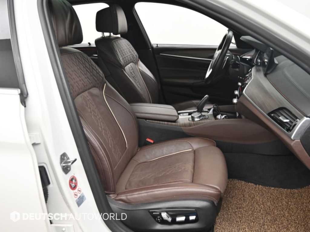 BMW 5시리즈 5시리즈 (G30) 530i xDrive M 스포츠 플러스 이미지 10