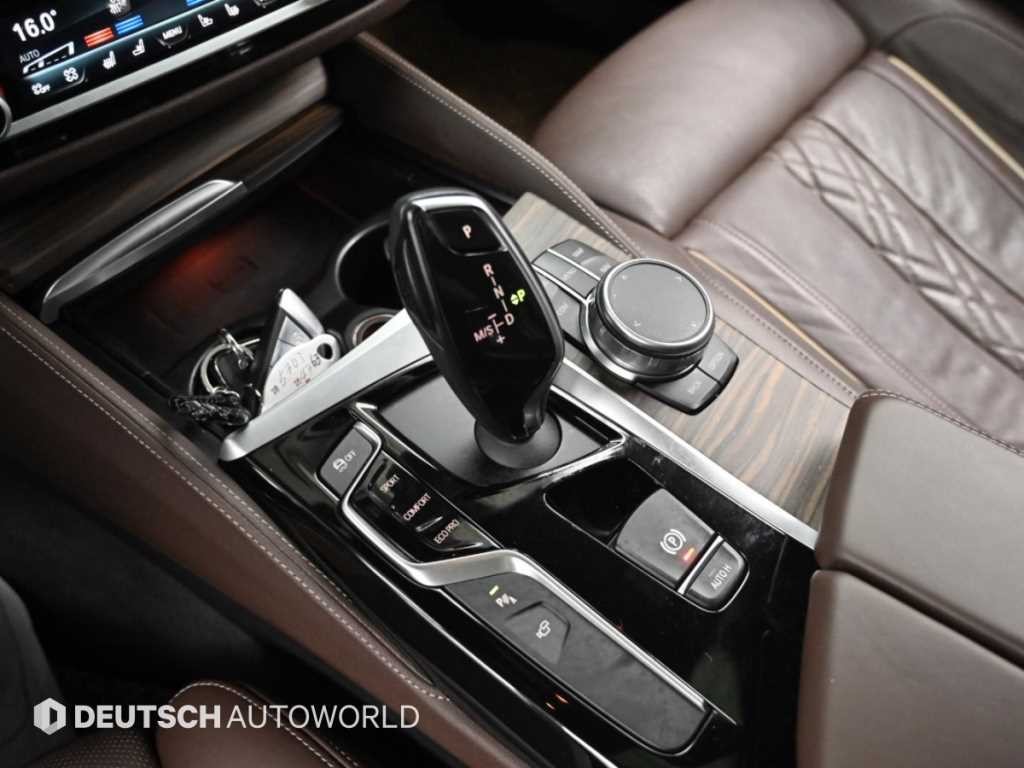 BMW 5시리즈 5시리즈 (G30) 530i xDrive M 스포츠 플러스 이미지 9