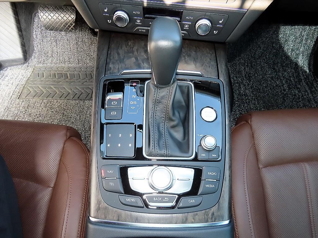 아우디 A6 뉴A6 40 TFSI 프리미엄 이미지 11