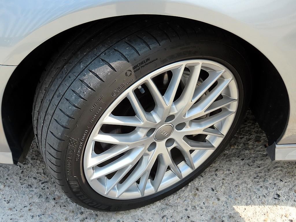 아우디 A6 뉴A6 40 TFSI 프리미엄 이미지 20