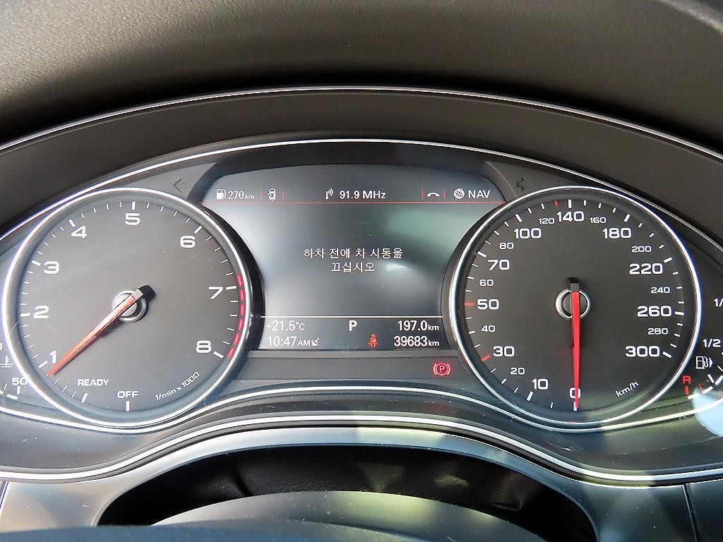 아우디 A6 뉴A6 40 TFSI 프리미엄 이미지 9