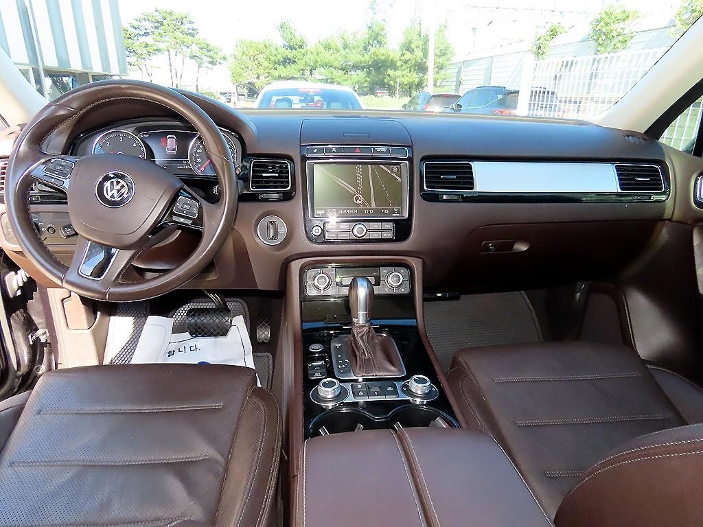 폭스바겐 투아렉 뉴 투아렉 V6 3.0 TDI 블루모션 이미지 7