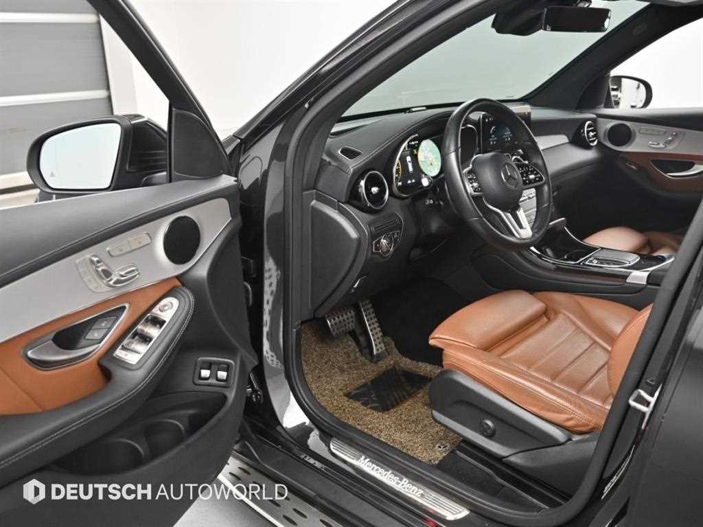 벤츠 GLC 클래스 GLC클래스 X253 GLC 300 e 4MATIC 이미지 11