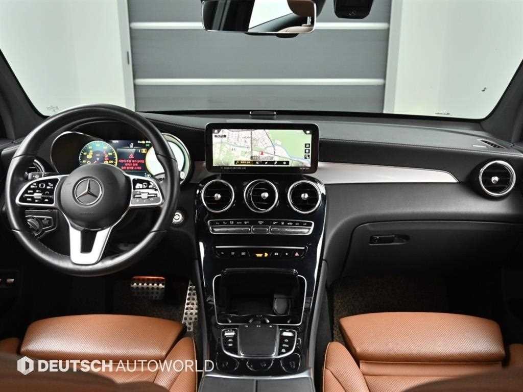 벤츠 GLC 클래스 GLC클래스 X253 GLC 300 e 4MATIC 이미지 7