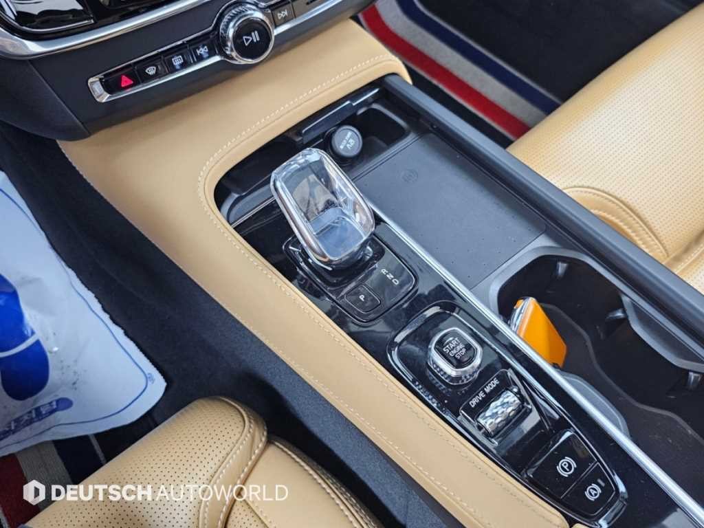 볼보 S90 B6 AWD 인스크립션 이미지 9