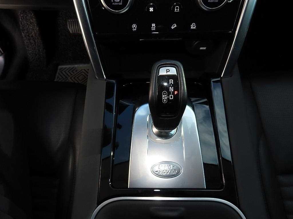 랜드로버 디스커버리 스포츠 디스커버리 스포츠 2세대 D150 S 이미지 10