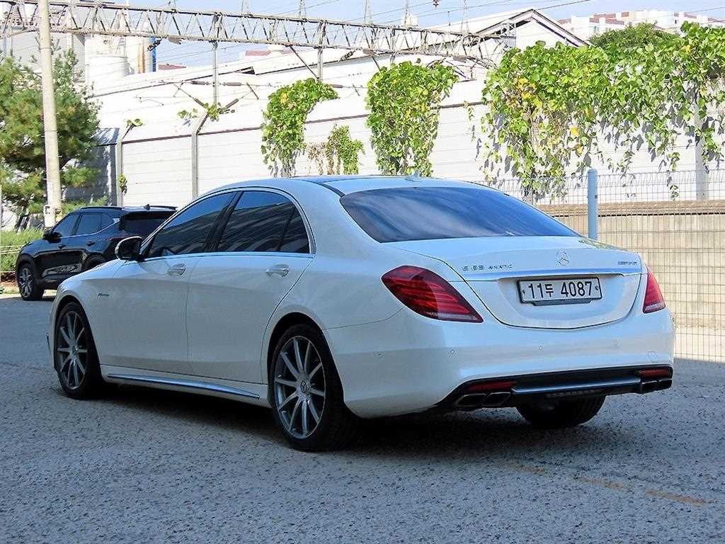 벤츠 S 클래스 S클래스-W222 S 63 AMG 4MATIC 이미지 3