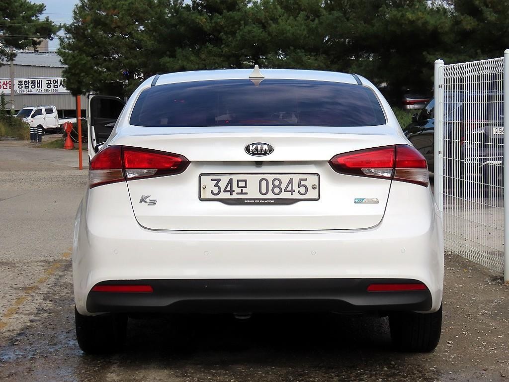 기아 K3 더뉴 K3 1.6 VGT 트렌디 이미지 4
