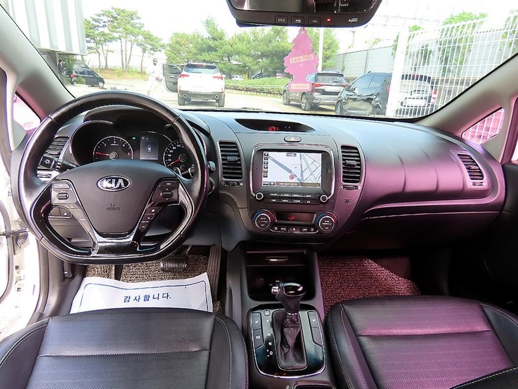 기아 K3 더뉴 K3 1.6 VGT 트렌디 이미지 7