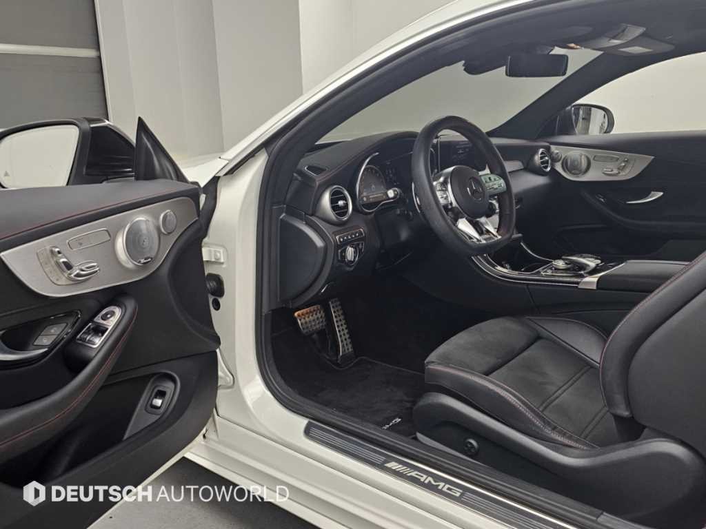 벤츠 C 클래스 C클래스 W205 C43 AMG 4MATIC 쿠페 이미지 11