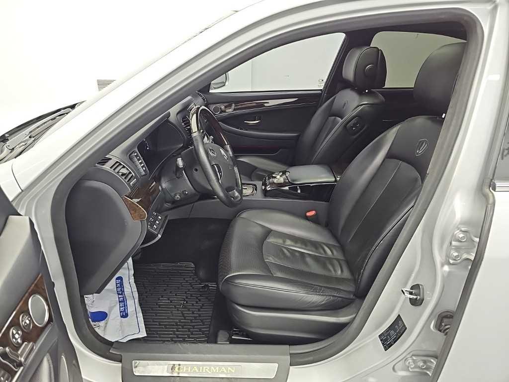 KG모빌리티(쌍용) 체어맨 뉴체어맨W 가솔린 4WD CW700 4TRONIC 프레스티지 이미지 11