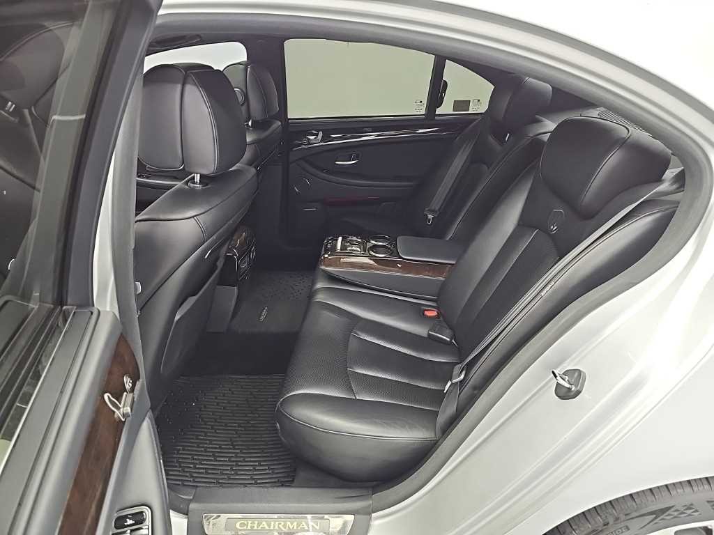 KG모빌리티(쌍용) 체어맨 뉴체어맨W 가솔린 4WD CW700 4TRONIC 프레스티지 이미지 12