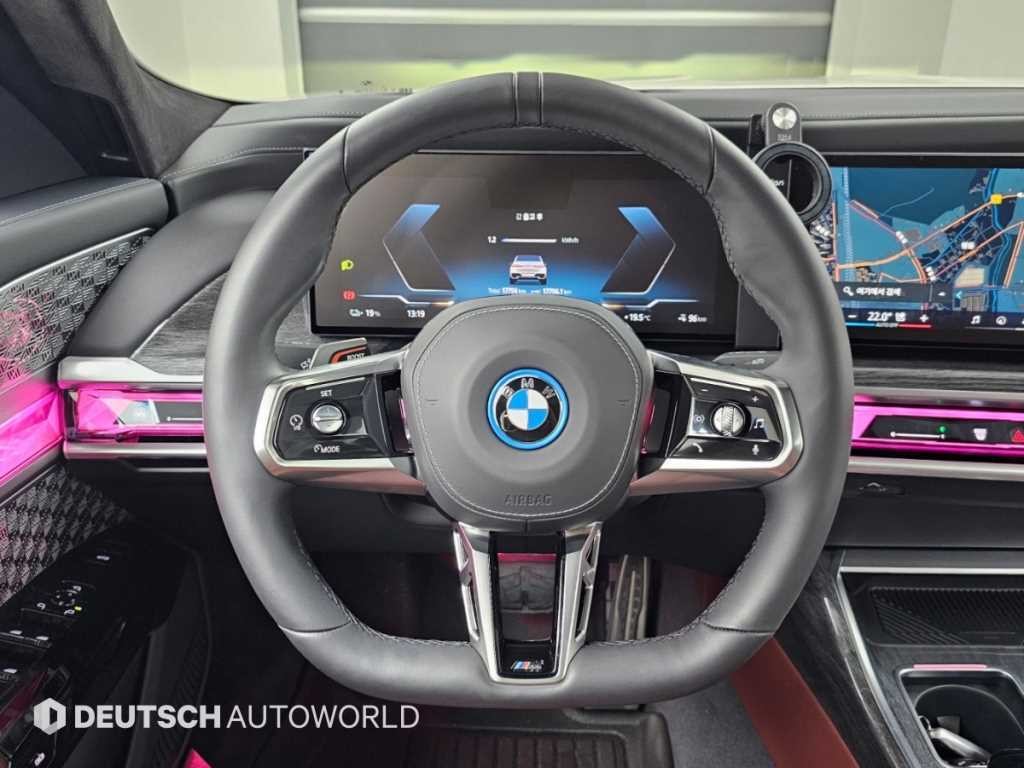 BMW i7 BMW i7 xDrive 60 M 스포츠 이그제큐티브 팩 이미지 13