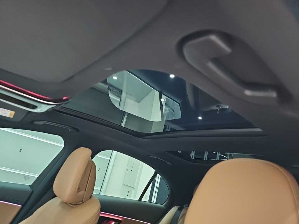 벤츠 E 클래스 E-클래스 W214 E200 AMG 라인 이미지 14