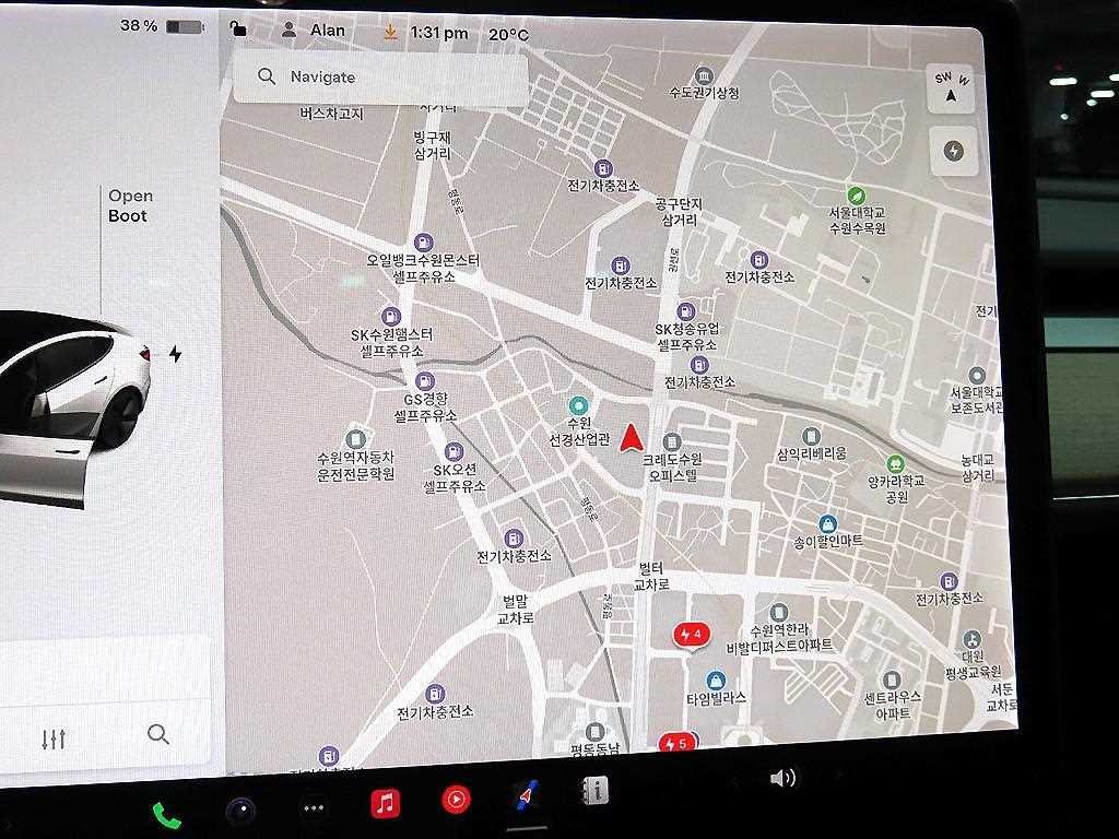 테슬라 모델 3 롱 레인지 이미지 14