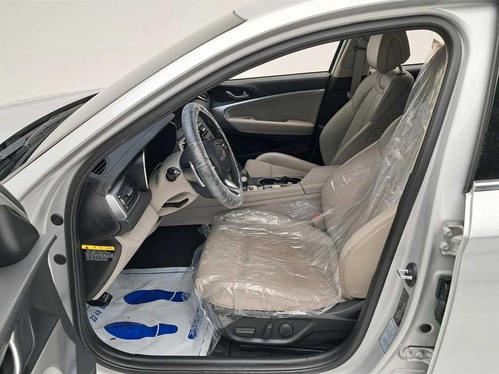 제네시스 G70 2.0T 어드밴스드 이미지 11