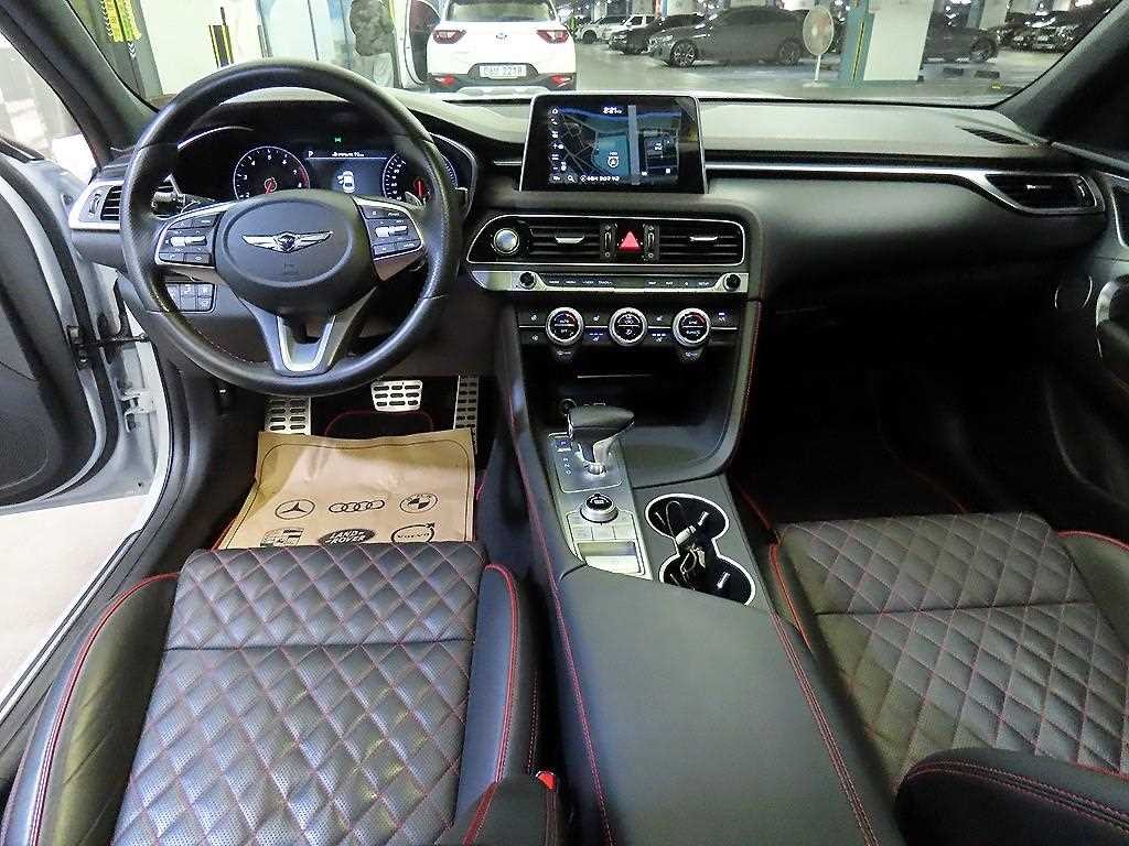 제네시스 G70 2.0T AWD 스포츠 패키지 이미지 10