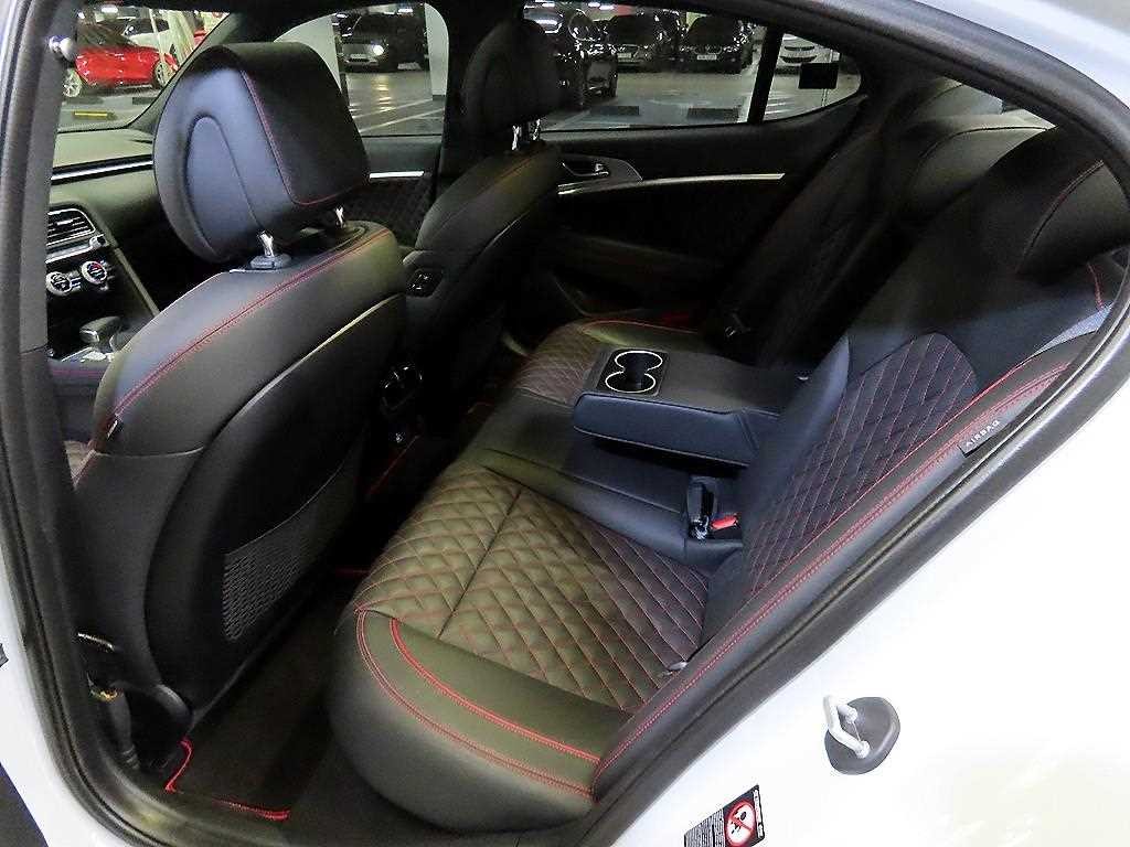 제네시스 G70 2.0T AWD 스포츠 패키지 이미지 7