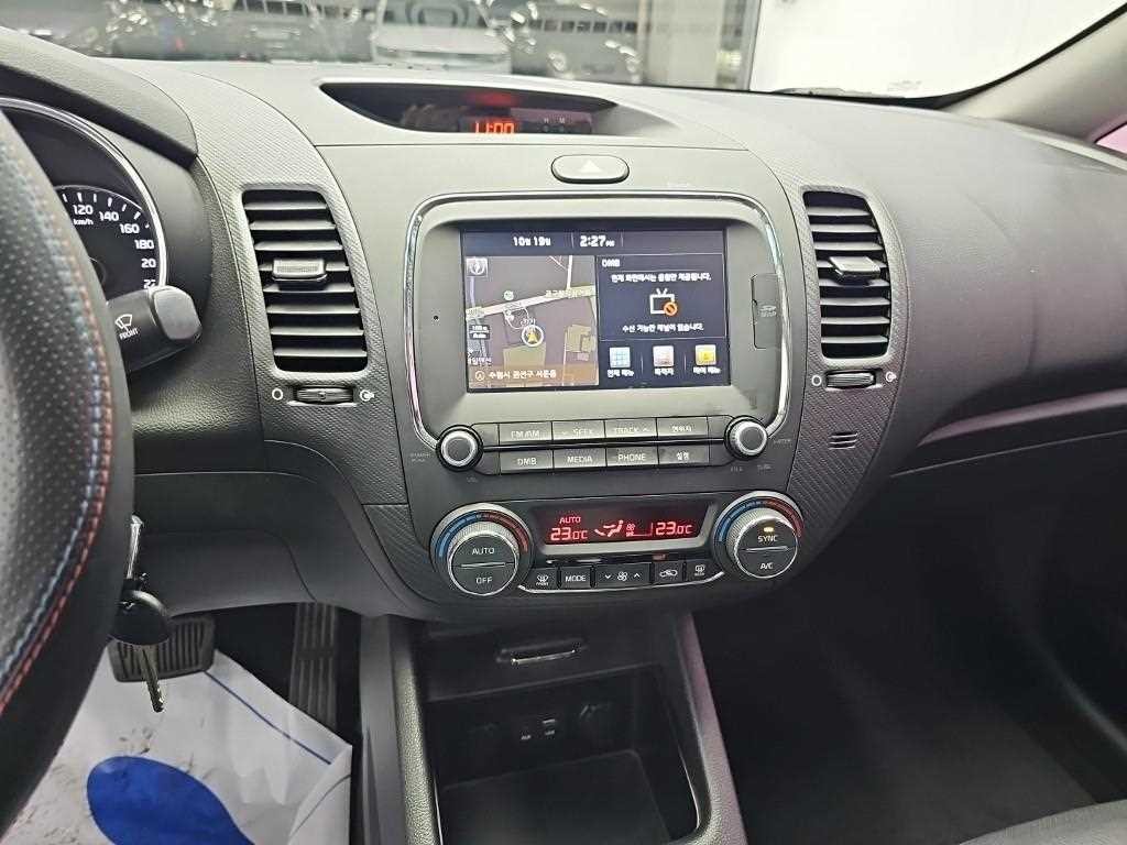 기아 K3 더뉴 K3 1.6 GDI 트렌디 이미지 10