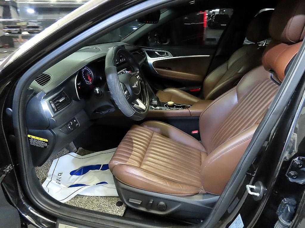 제네시스 G70 2.2D AWD 슈프림 이미지 6