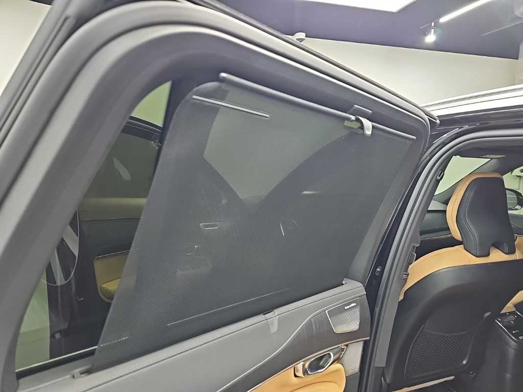 볼보 XC90 XC90 2세대 2.0 T8 AWD 얼티메이트 브라이트 이미지 13