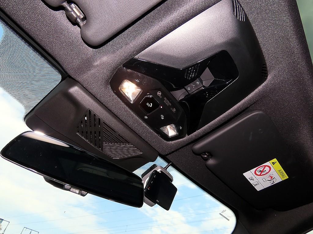 BMW X1 X1 (U11) sDrive 18d M 스포츠 이미지 14