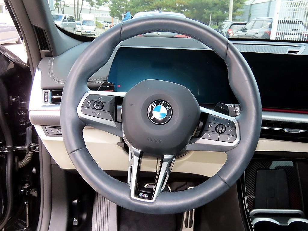 BMW X1 X1 (U11) sDrive 18d M 스포츠 이미지 8