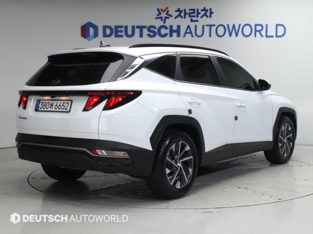 현대 투싼 투싼 하이브리드(NX4) 2WD 프리미엄 이미지 2