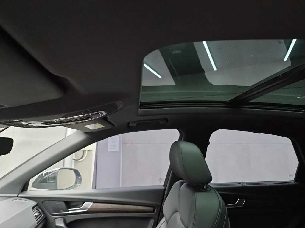 아우디 Q5 Q5 (FY) 45 TFSI 콰트로 프리미엄 스포트백 이미지 15