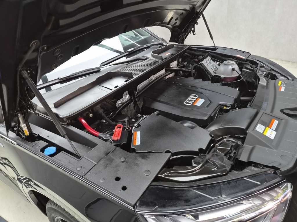 아우디 Q5 Q5 (FY) 45 TFSI 콰트로 프리미엄 스포트백 이미지 17