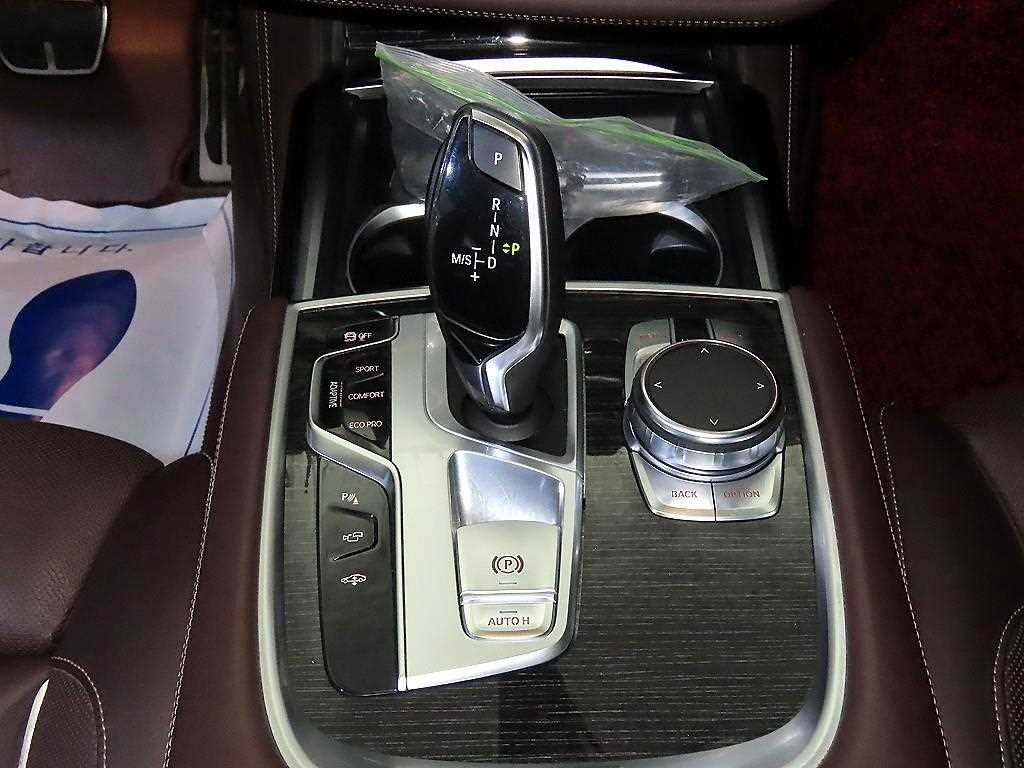 BMW 7시리즈 7시리즈 (G11) 730Ld xDrive M 스포츠 이미지 12