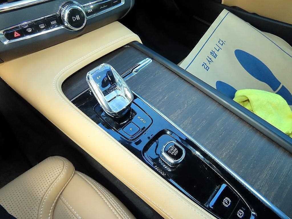 볼보 S90 B5 얼티메이트 브라이트 이미지 10