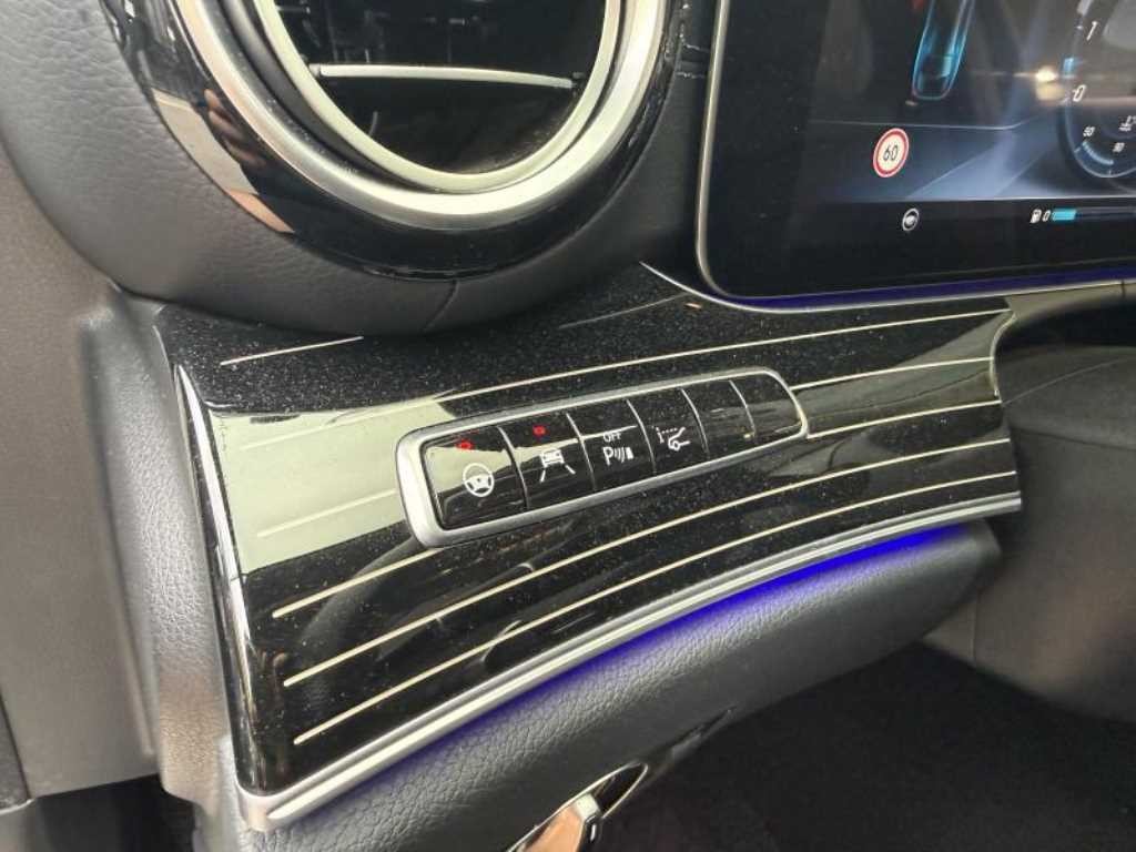 벤츠 E 클래스 E-클래스 W213 E400 4MATIC 익스클루시브 이미지 14