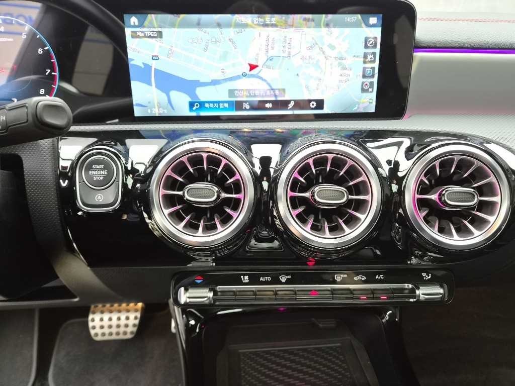 벤츠 CLA 클래스 CLA클래스 C118 CLA 250 4MATIC 이미지 12