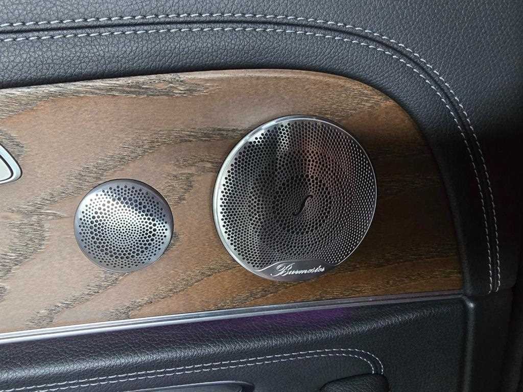 벤츠 E 클래스 E-클래스 W213 E300 4MATIC 익스클루시브 이미지 16