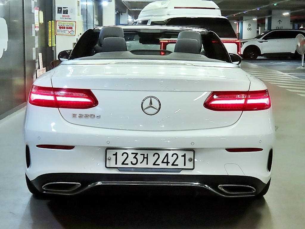 벤츠 E 클래스 E-클래스 W213 E220d 카브리올레 이미지 10