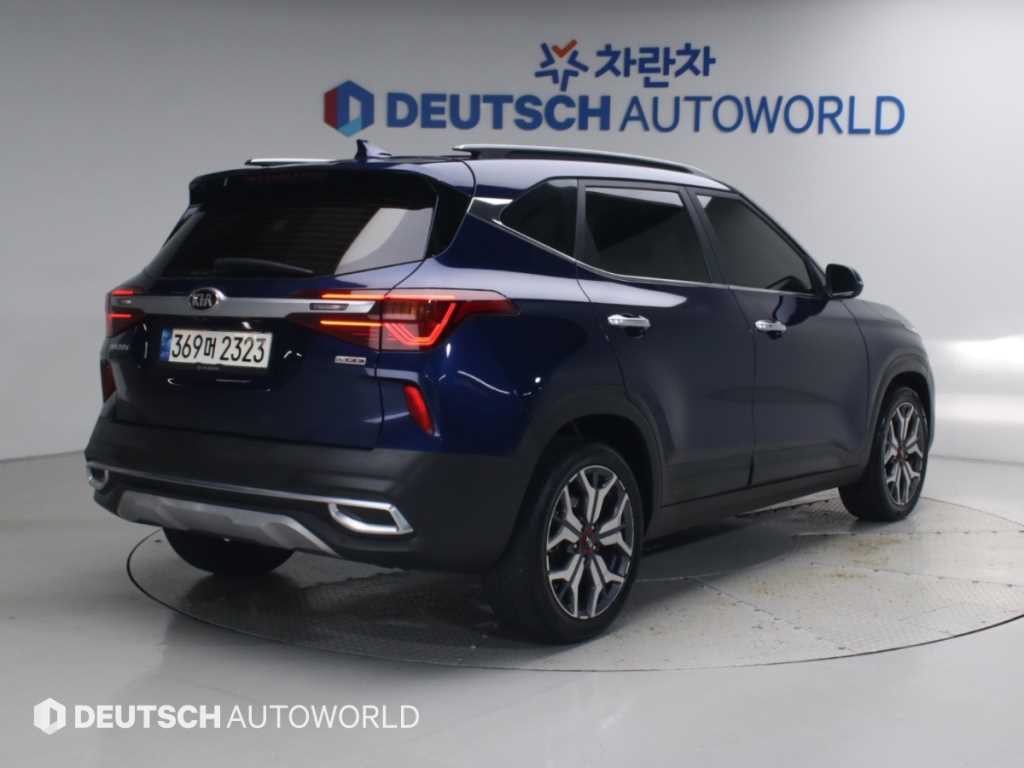 기아 셀토스 가솔린 1.6 터보 2WD 시그니처 이미지 2
