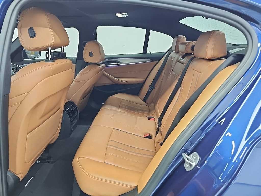 BMW 5시리즈 5시리즈 (G30) 530i M 스포츠 플러스 이미지 12