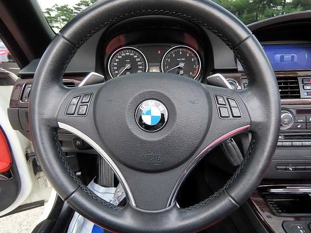BMW 3시리즈 3시리즈 (E90) 328i 컨버터블 이미지 13